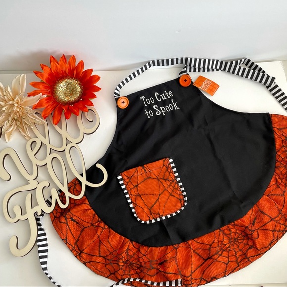 burton + burton Other - NWT Toddler Halloween black and orange spider web novelty cooking apron